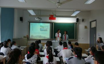 安全伴我行班会教案7篇