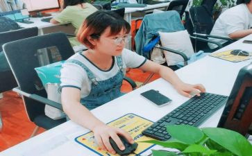 编辑工作年度工作总结和计划6篇