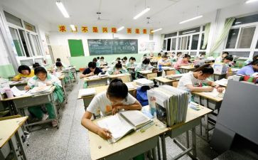 高三毕业学生演讲稿参考8篇