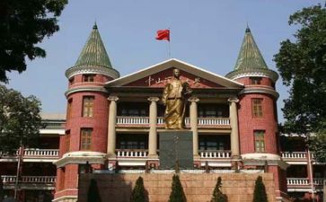 高校校长述职报告8篇