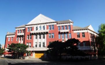 高校教师年度工作总结参考6篇