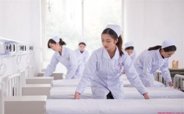 医院护理的演讲稿6篇