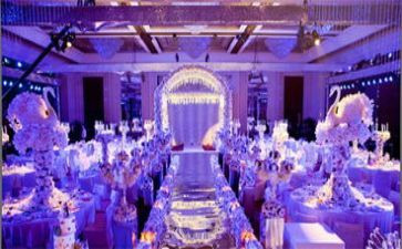 婚庆节活动方案参考8篇