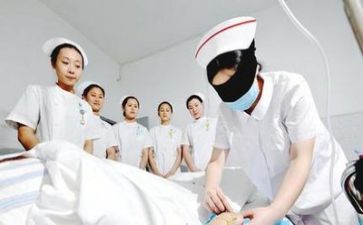 年终总结护士个人总结5篇