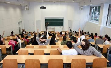 教师年度考核个人总结简短200字最新5篇