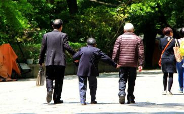 关爱老人心得体会5篇