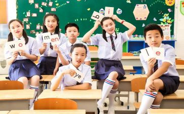 童年作文六年级500字8篇