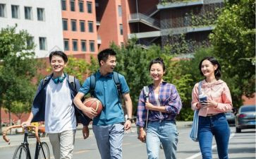 回不去的年少时光作文8篇