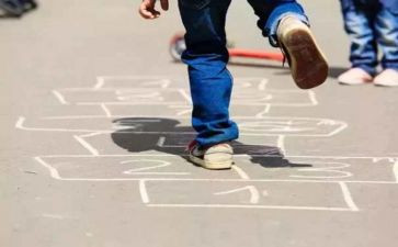 学生玩手机的调查报告参考6篇