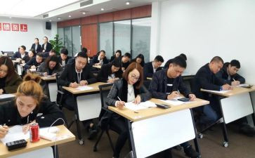 营销经理述职报告5篇
