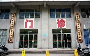 在医院会计工作总结8篇