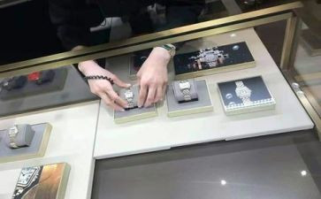 5.1珠宝活动方案最新6篇