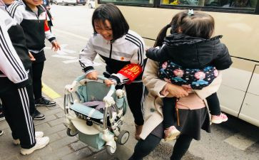 助人作文500字6篇